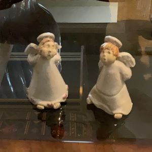 Susan Clark, Mississippi pottery artist!  Highly respected.  Couple in ❤️angels